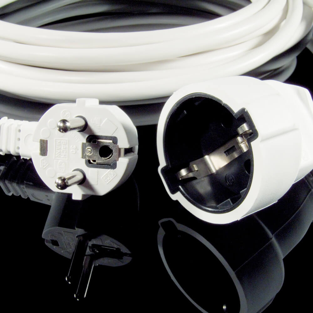 Geschirmte Verlängerungsleitung D3425, 5 m weiß